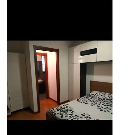 아파트 Monolocale In Centro Storico 바랄로